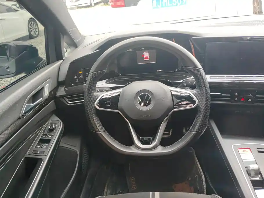 Volkswagen Golf — миниатюра 15