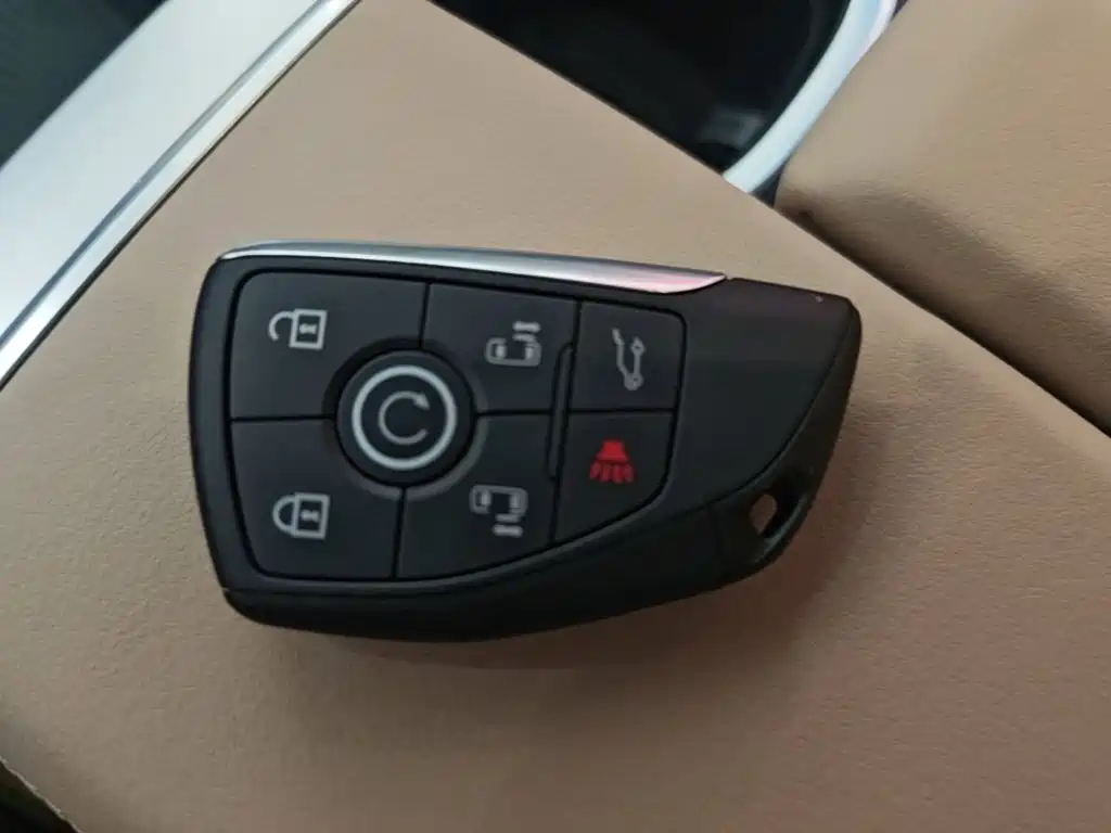 Buick Century 2023 2.0T мест Premium