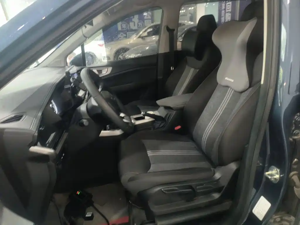 Wuling Jiachen — миниатюра 15