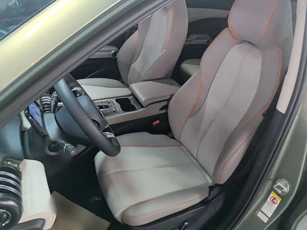 BYD Yuan Plus — миниатюра 15