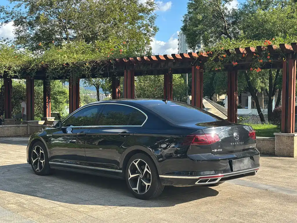 Volkswagen Magotan — миниатюра 5