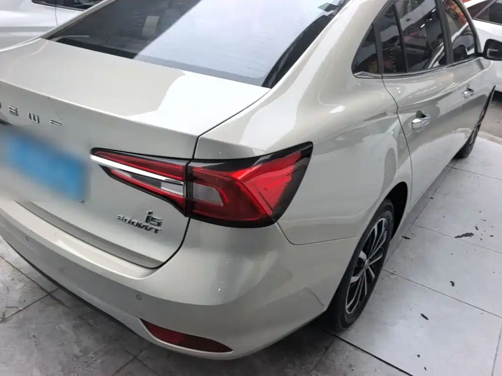 Roewe i5 — миниатюра 7