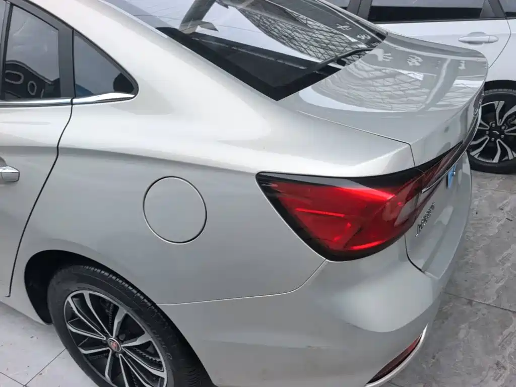 Roewe i5 — миниатюра 5
