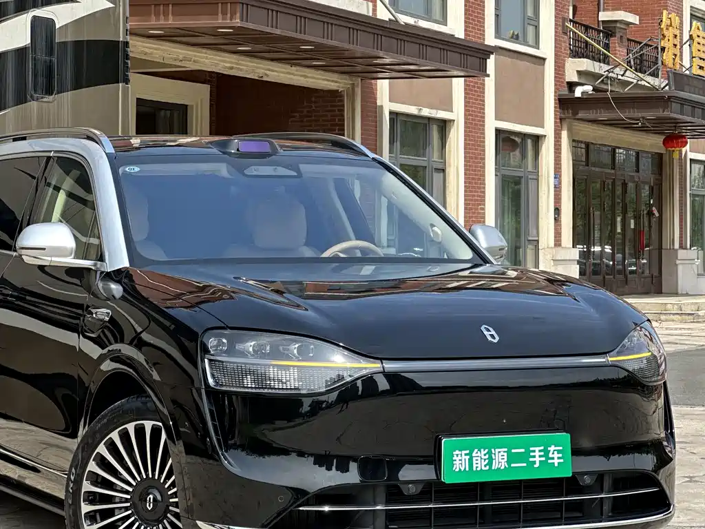 Aito M9 2025 Ultra 52kWh 6 мест (192 )