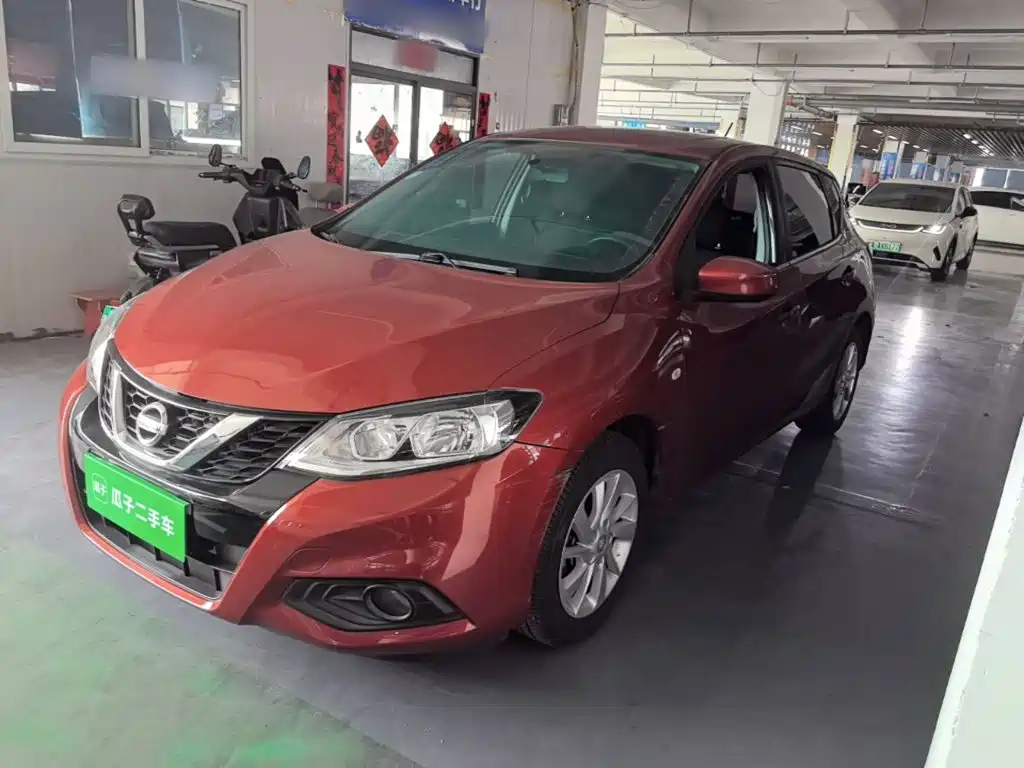Nissan Tiida