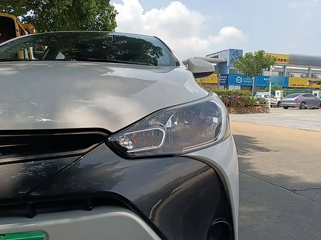 Toyota Yaris L — миниатюра 24