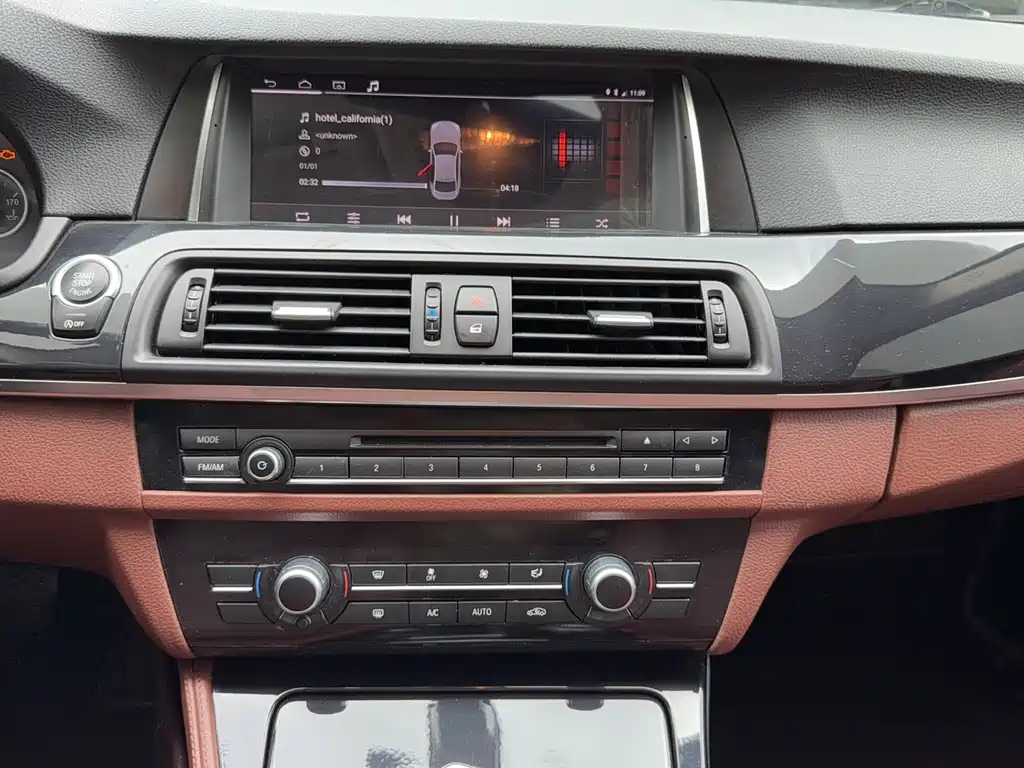 BMW 5 Series — миниатюра 18