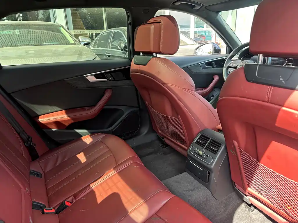 Audi A4L — миниатюра 6
