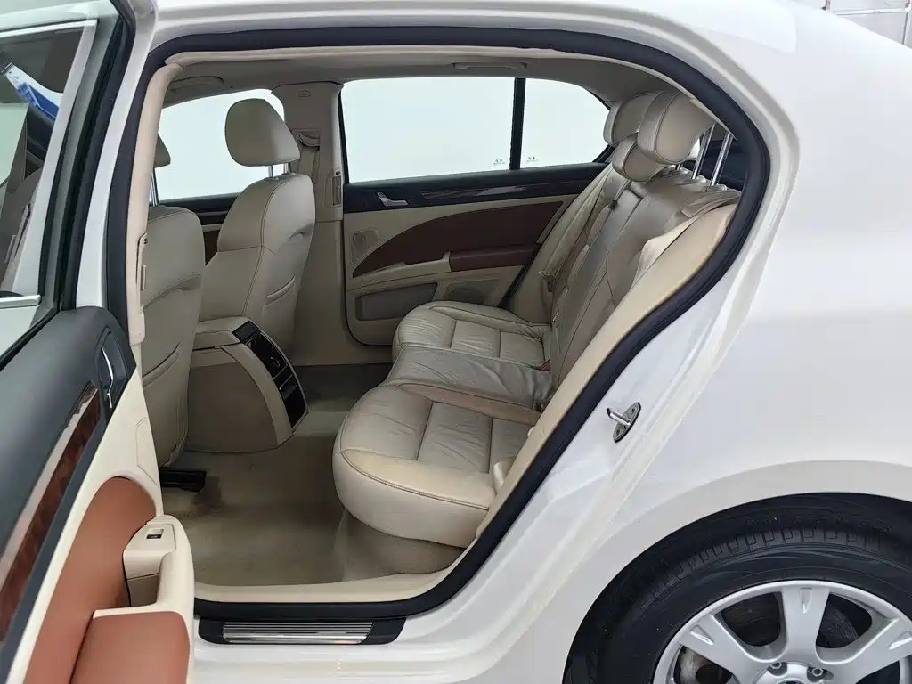 Skoda Superb — миниатюра 15