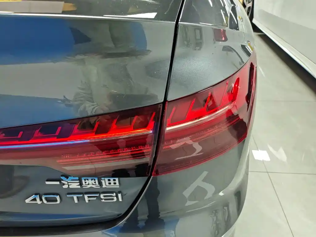 Audi A4L — миниатюра 8