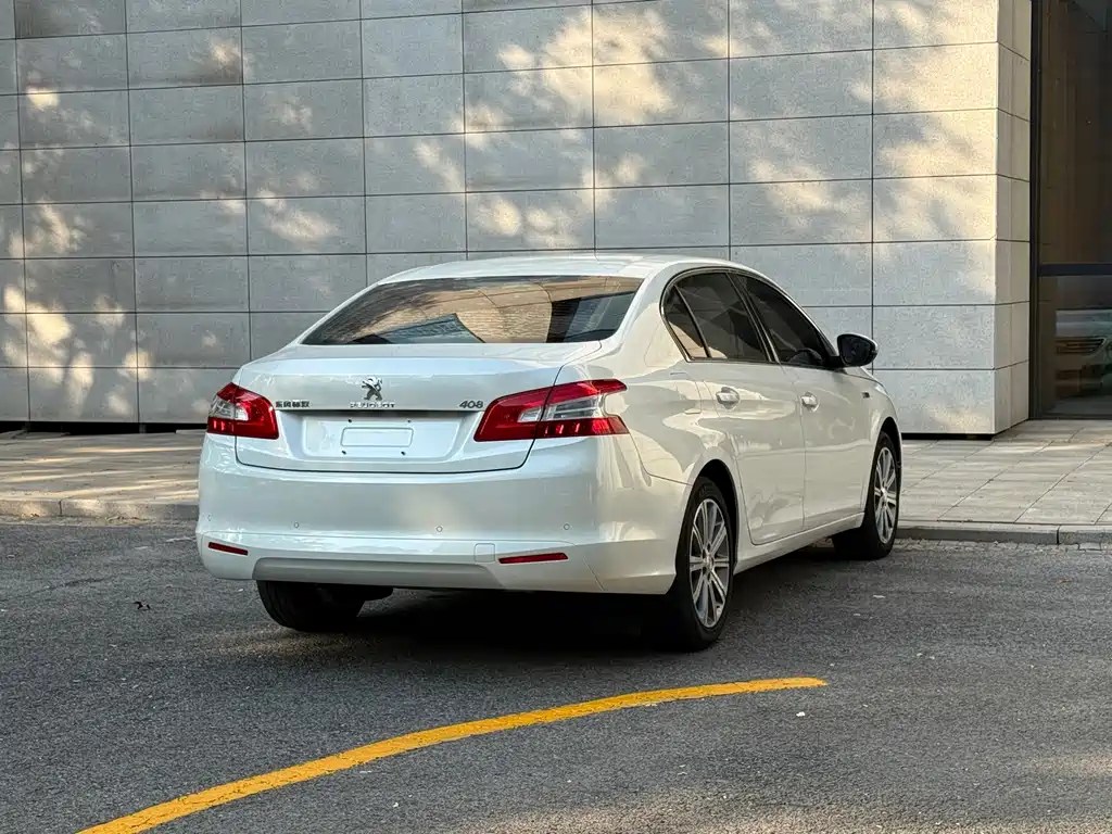 Peugeot 408 — миниатюра 18