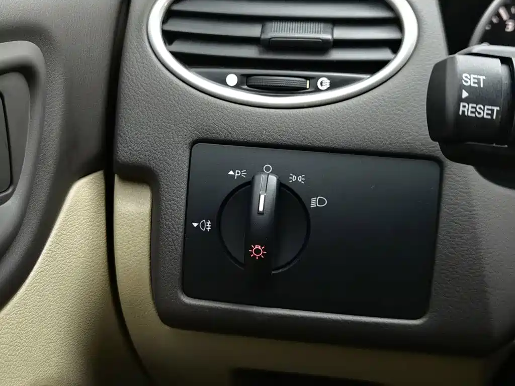 Ford Focus — миниатюра 21