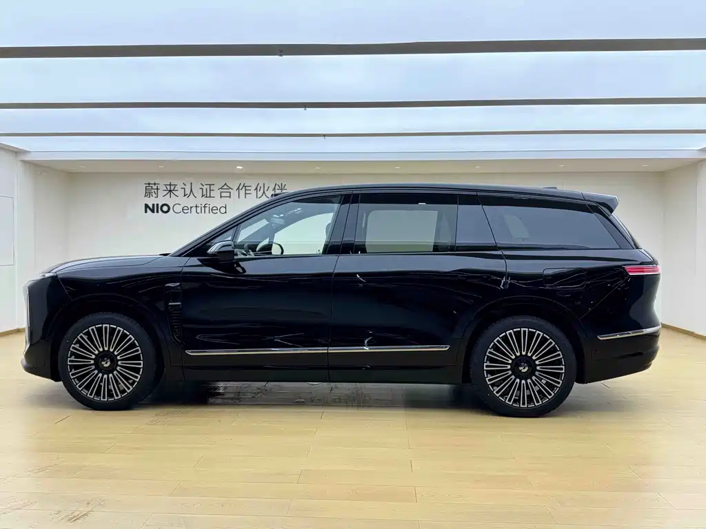 NIO ES8 — миниатюра 5