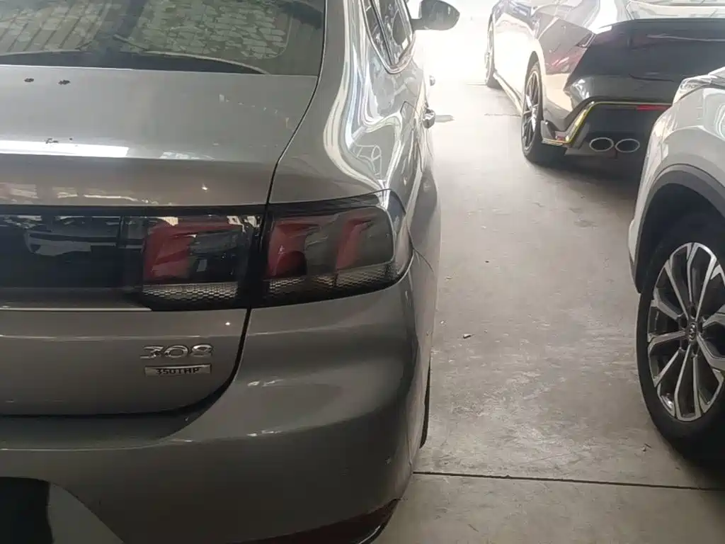 Peugeot 308 — миниатюра 8