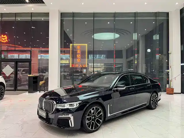BMW 7 SERIES