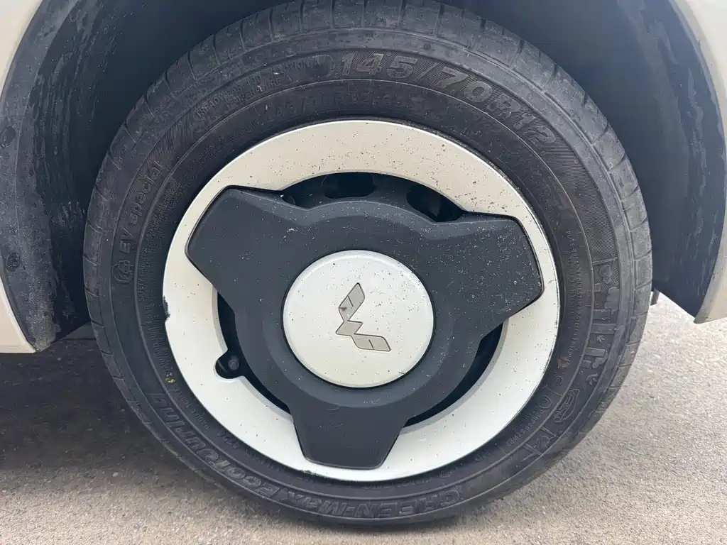 Wuling MINIEV — миниатюра 5
