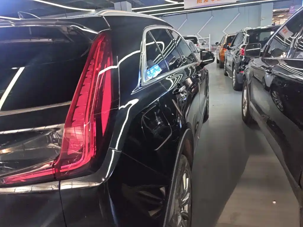 Cadillac XT4 — миниатюра 8