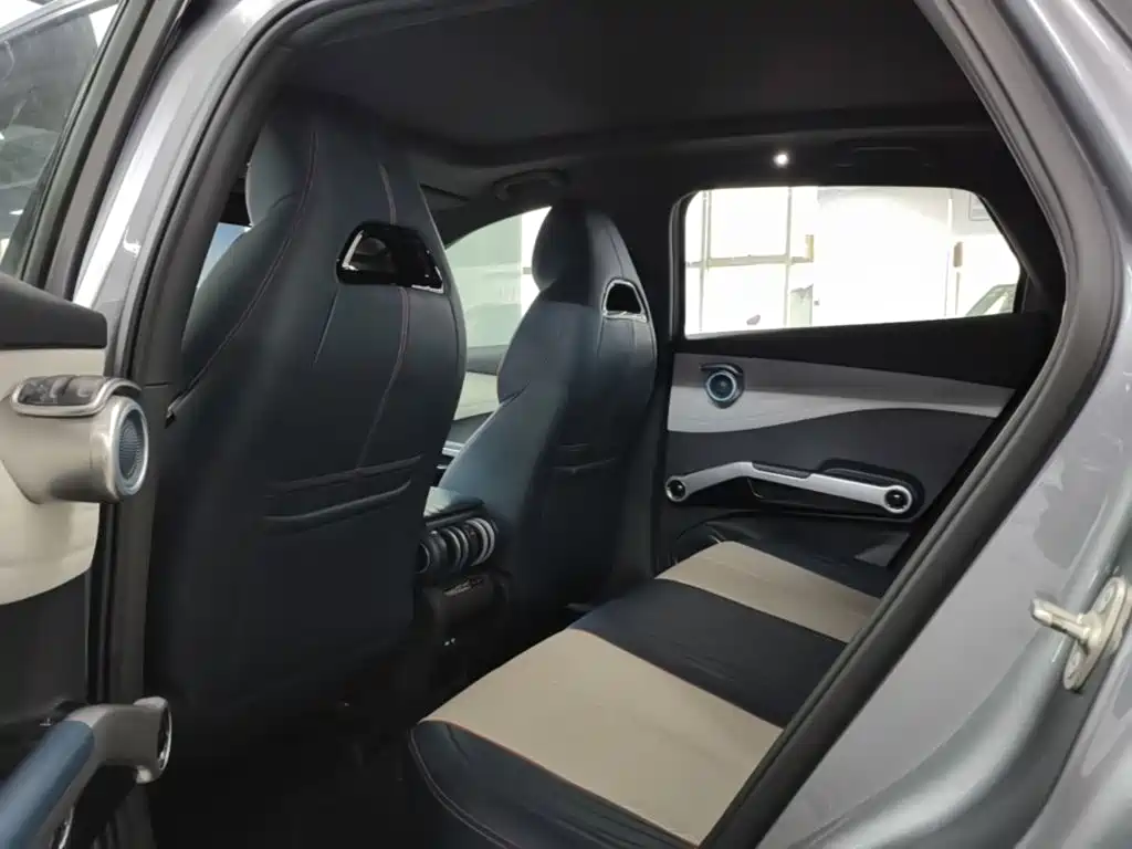 BYD Yuan Plus — миниатюра 17