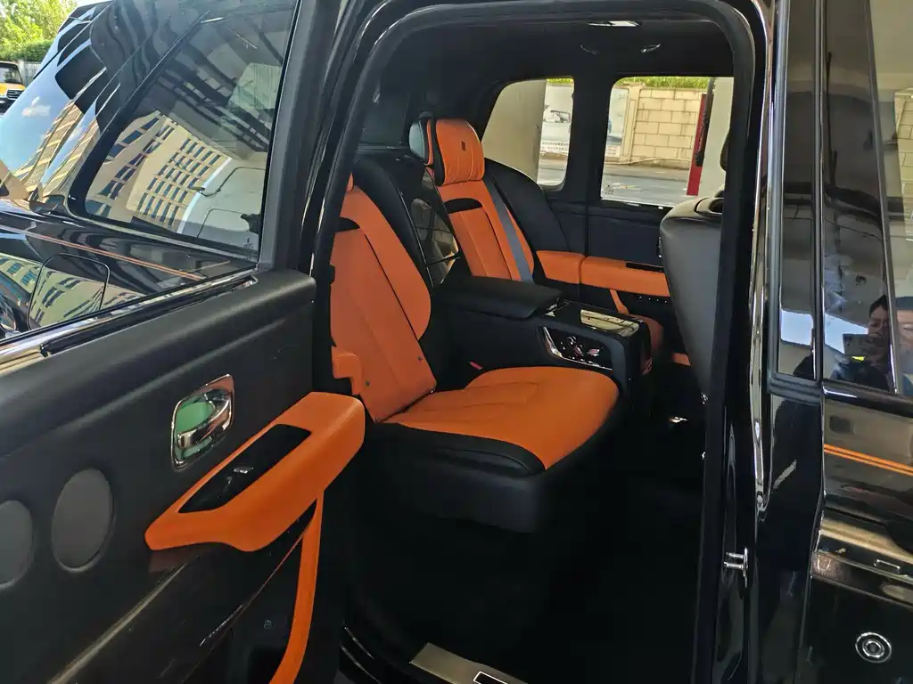 ROLLS-ROYCE CULLINAN