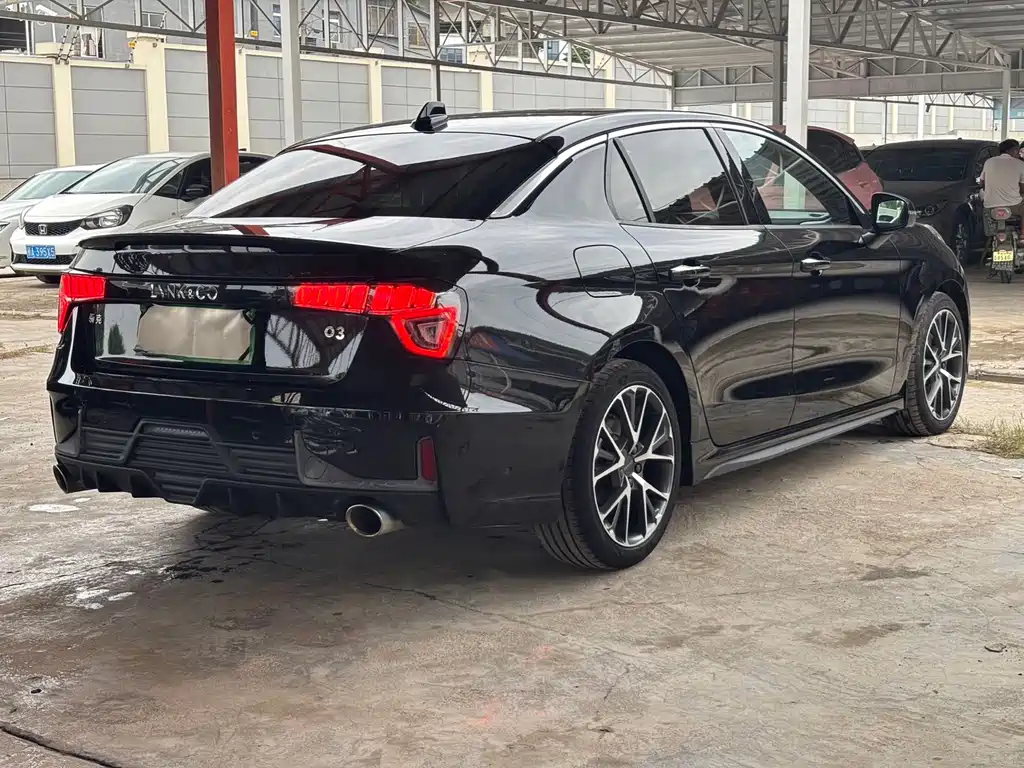 Lynk & Co 03 — миниатюра 4