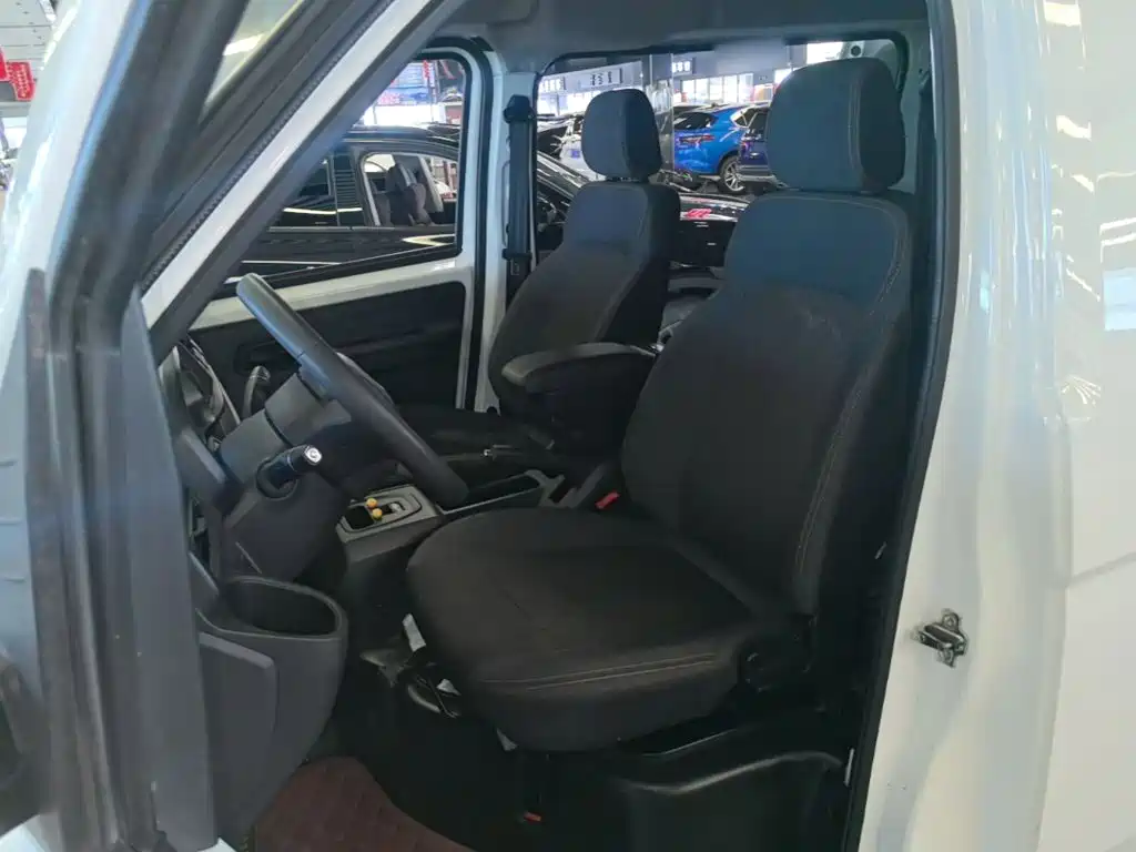 Karry Jiangtun E7 — миниатюра 15