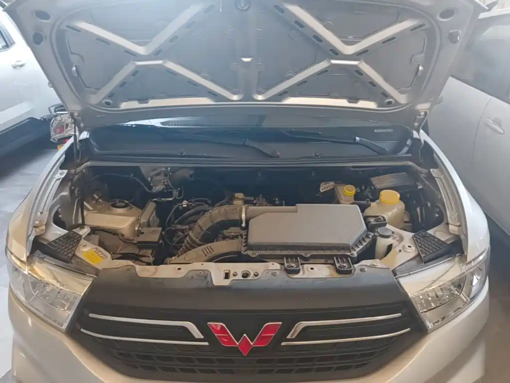Wuling Hongguang V — миниатюра 20