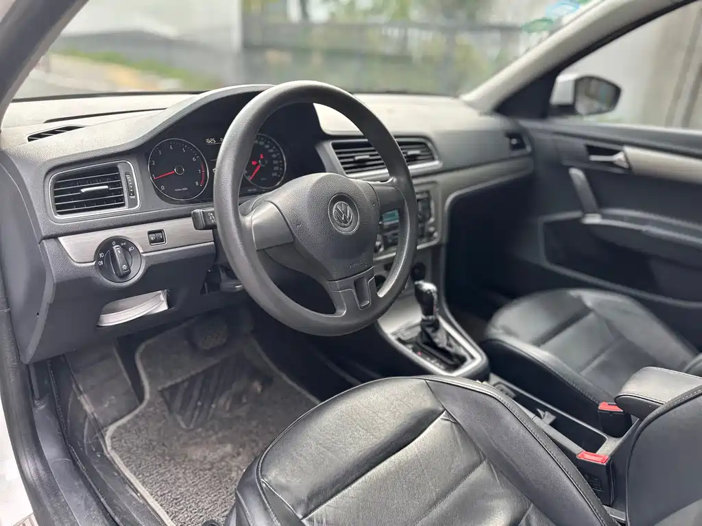 Volkswagen Lavida — миниатюра 11