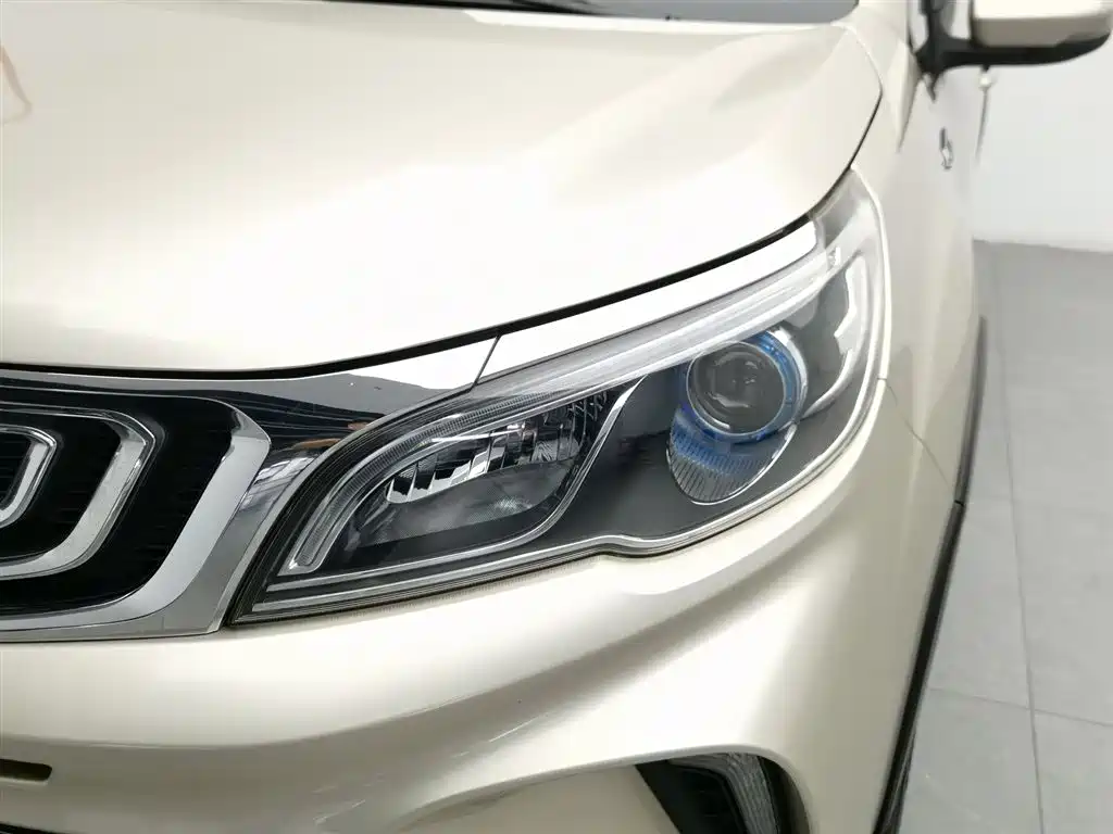 Geely Vision X3 X3 2017 1.5L AT Luxury