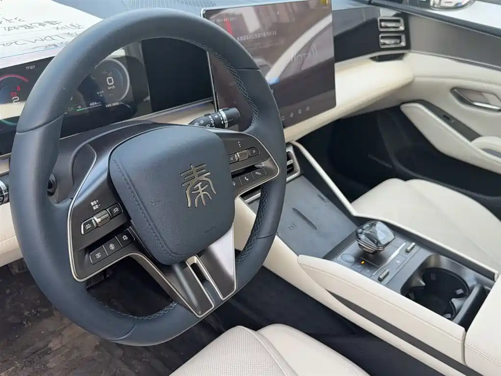 BYD QIN L