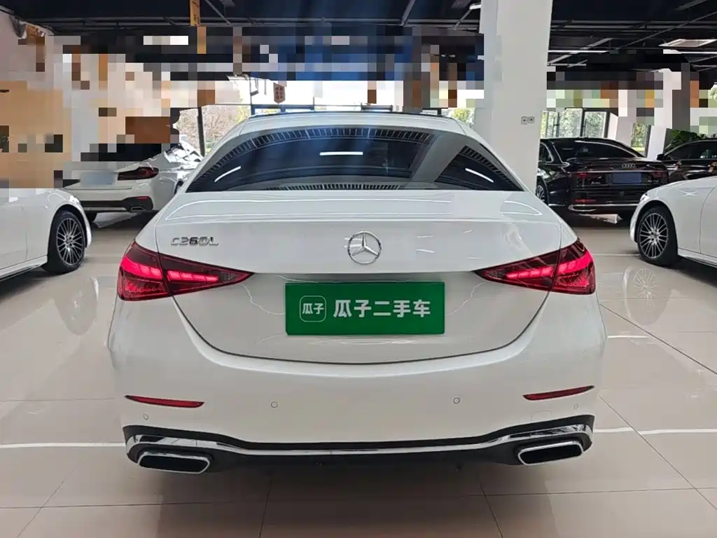 Mercedes-Benz C-Class — миниатюра 6