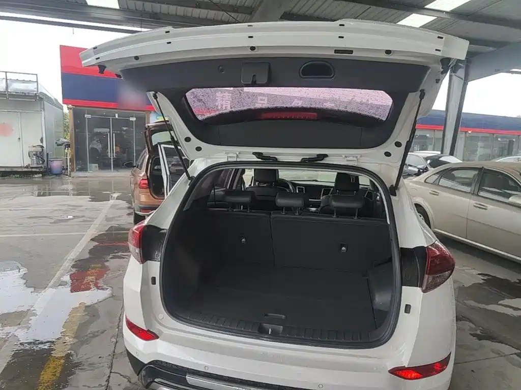 Hyundai Tucson — миниатюра 19