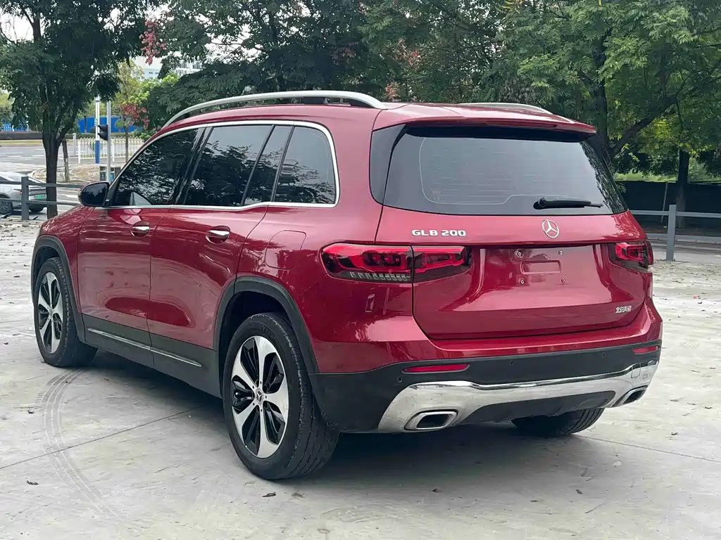 Mercedes-Benz GLB — миниатюра 4