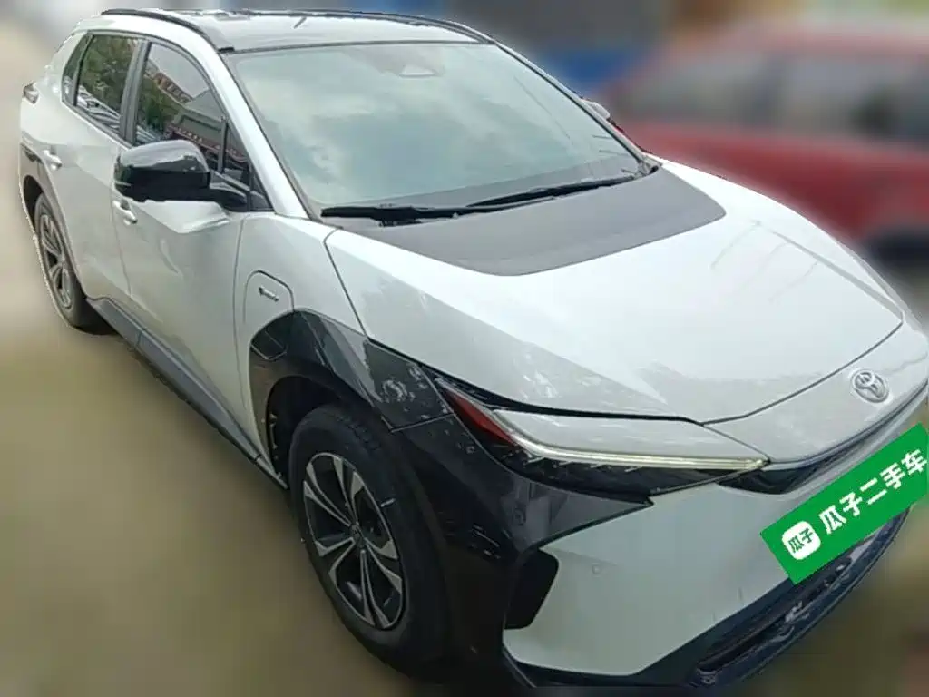 Toyota bZ4X — миниатюра 7
