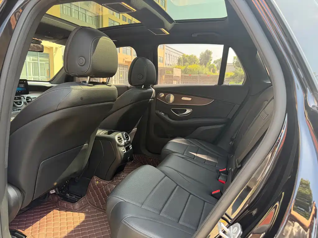Mercedes-Benz GLC — миниатюра 8