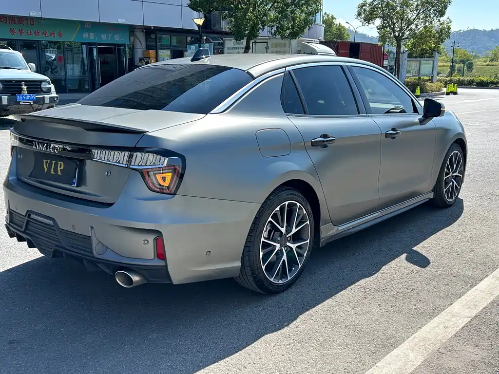Lynk & Co 03 — миниатюра 9
