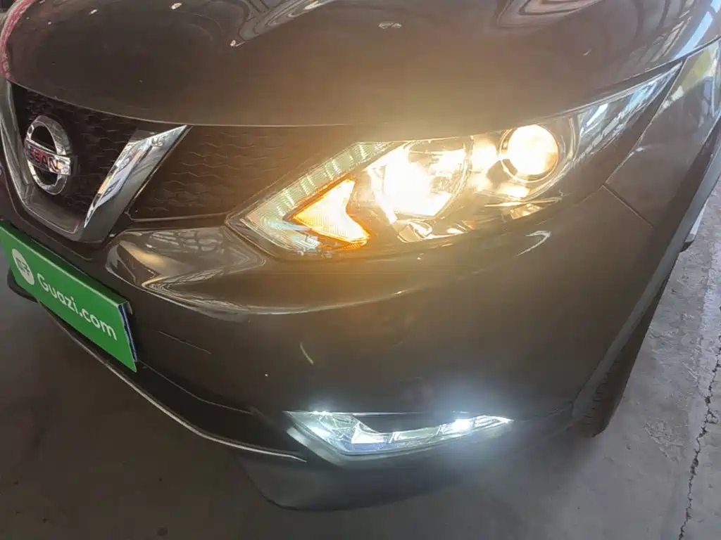 Nissan Qashqai — миниатюра 24