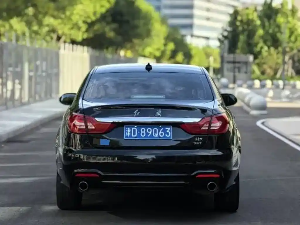 Hongqi Hongqi H7 — миниатюра 4