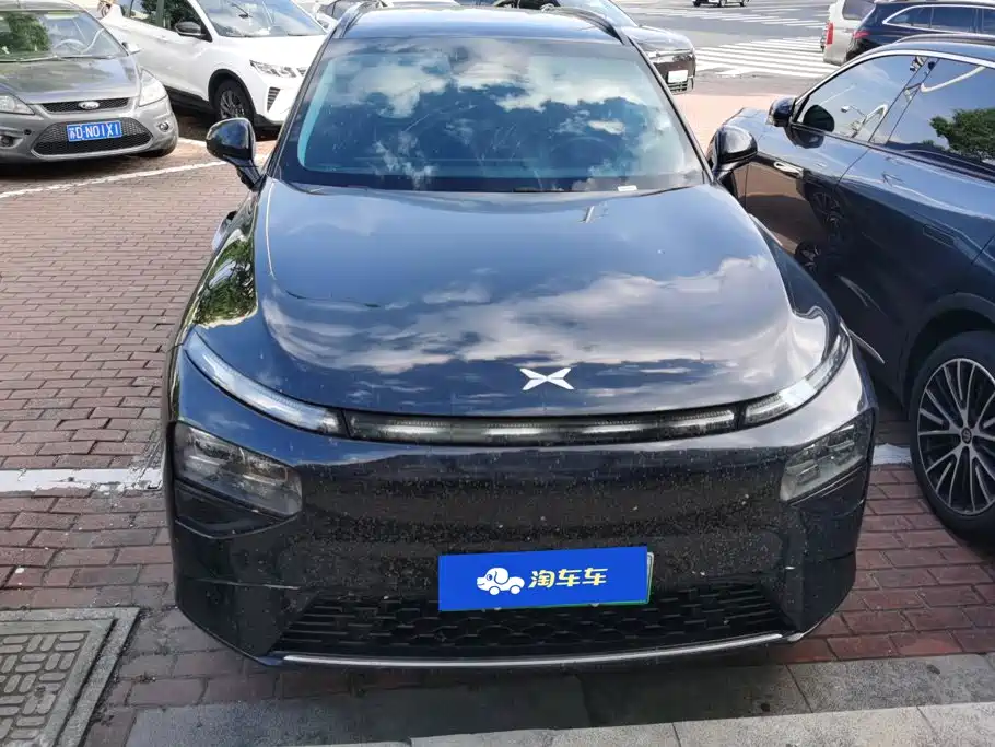 XPeng G9 — миниатюра 2