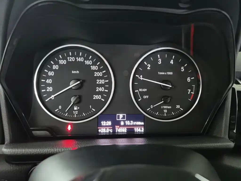 BMW 2 Series Active Tourer — миниатюра 12