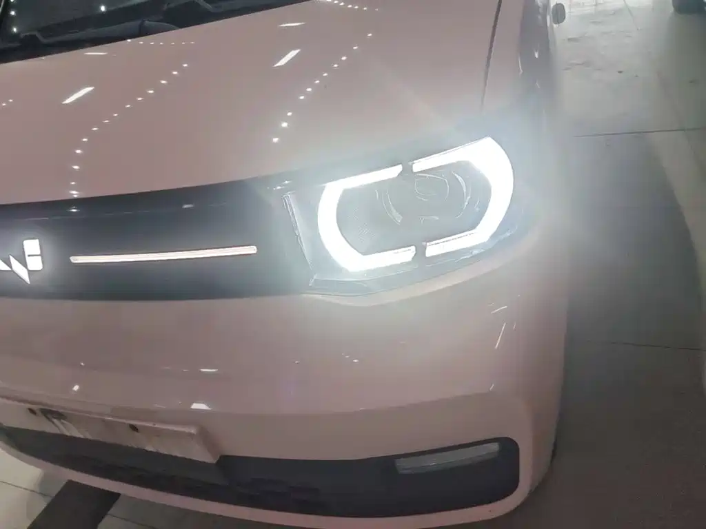 Wuling MINIEV — миниатюра 24
