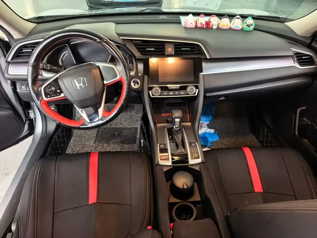 Honda Civic — миниатюра 10