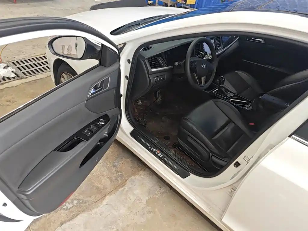 Hyundai Mistra — миниатюра 16