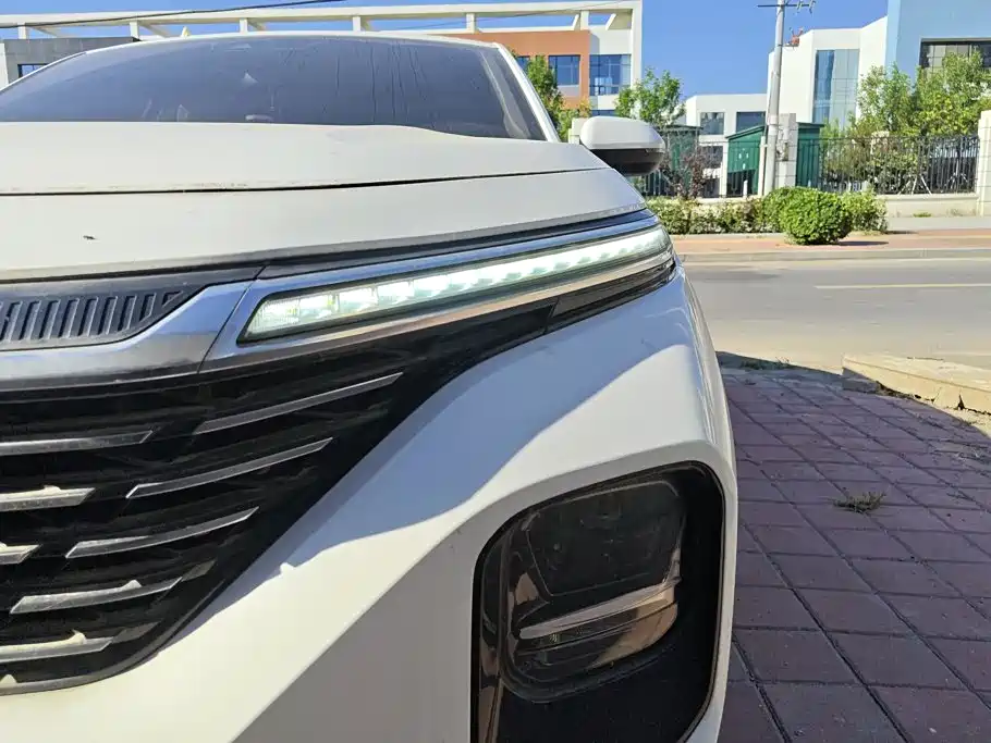 Baojun RC-5 — миниатюра 5