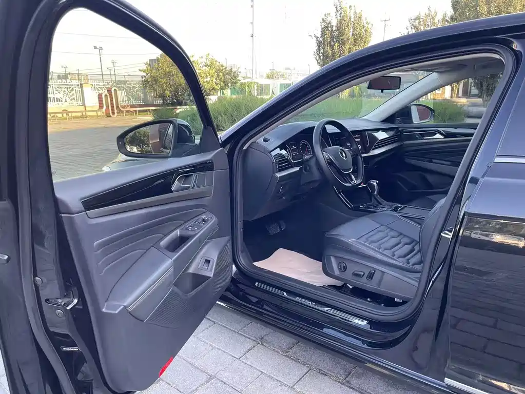 Volkswagen Passat — миниатюра 11