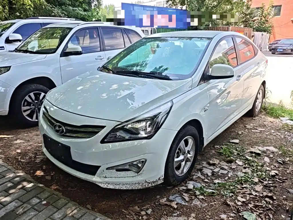 Hyundai Verna — миниатюра 2