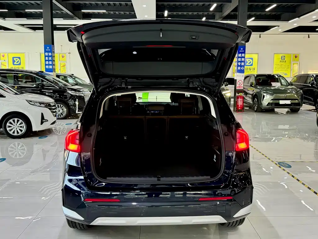 BMW X1 — миниатюра 12