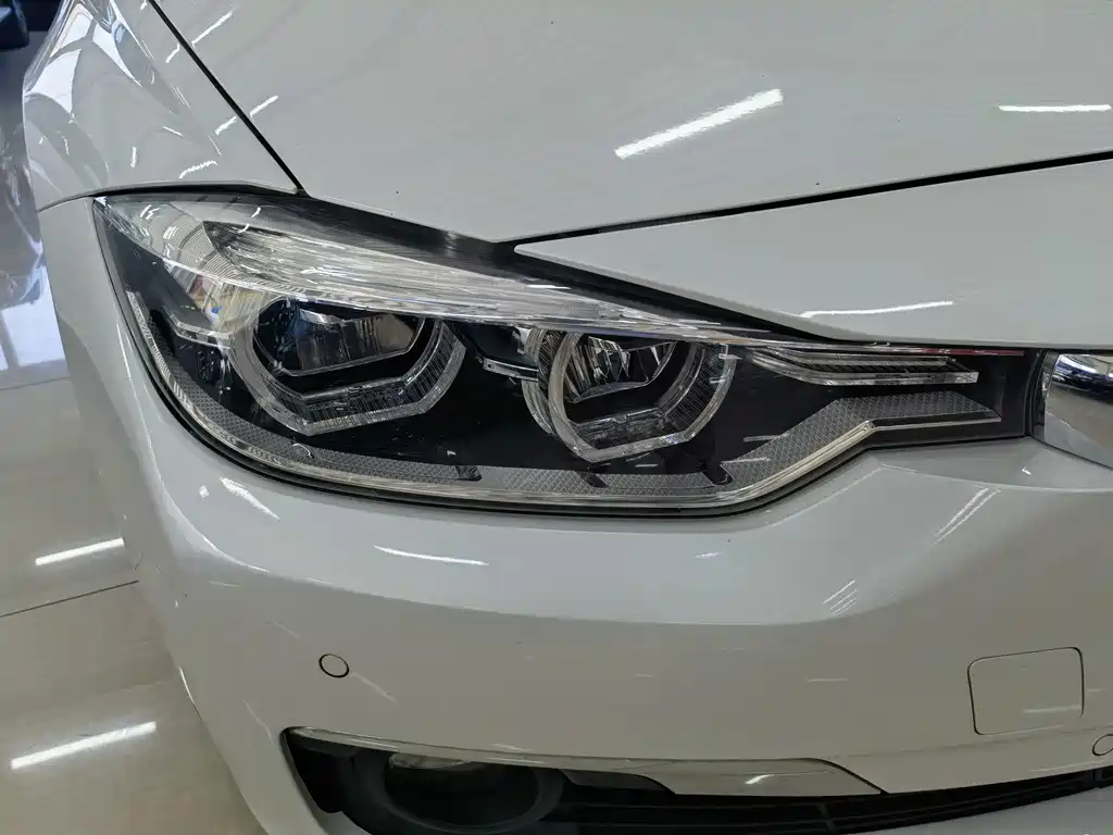 BMW 3 Series — миниатюра 10