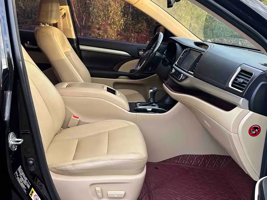 Toyota Highlander — миниатюра 10