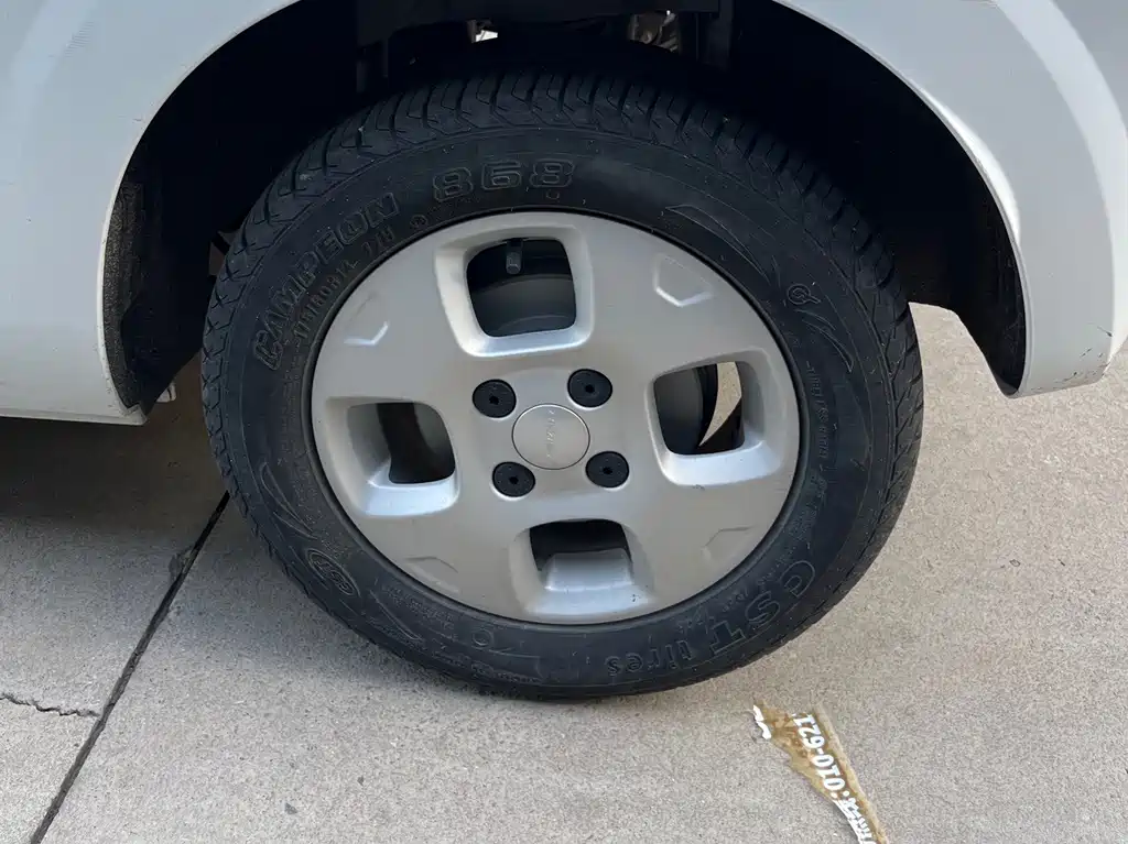 Roewe Clever — миниатюра 7