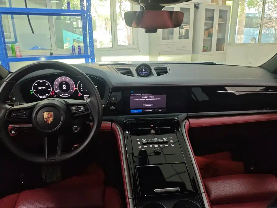 Porsche Panamera — миниатюра 7